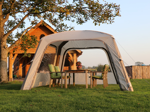 Opblaasbare partytent 460